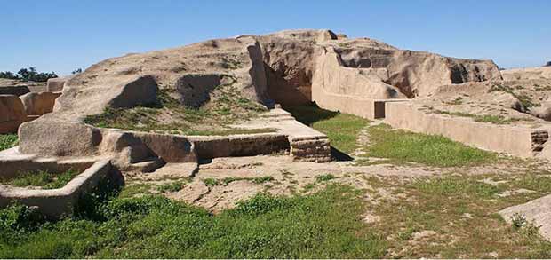 معماری آثار تاریخی هفت تپه