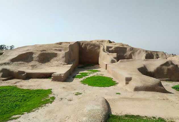 بررسی معماری آثار هفت تپه شوش